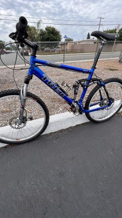 2003 Trek Liquid 20 Mountain bike /Bicicleta De doble 2003 Trek Liquid 20 Mountain bike /Bicicleta De doble