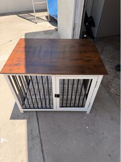 Dog crate