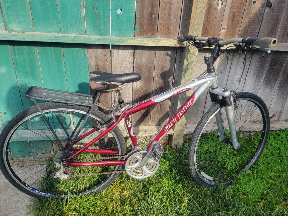 Gary Fisher Nirvana Hybrid Bike