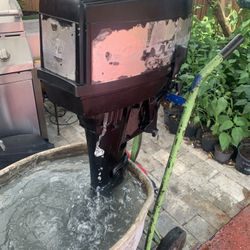 Motor Mercury 9.8 Hp 