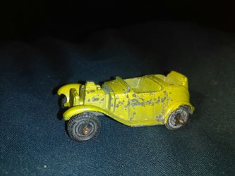 Toy car