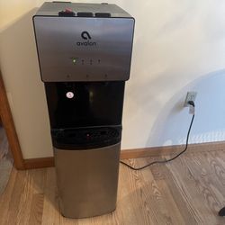 Water Dispenser 