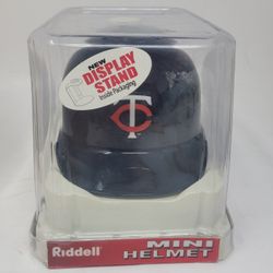 Riddell MLB Minnesota Twins mini batters replica collectible Baseball helmet