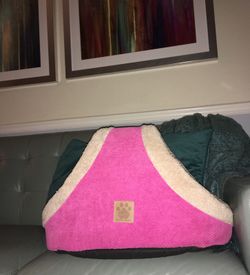 Cat/Dog Pink house $30 Cat tree house $80