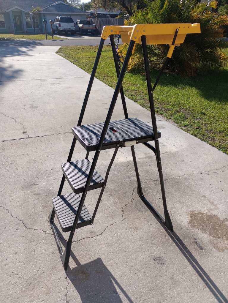 Cosco folding step ladder with tool tray