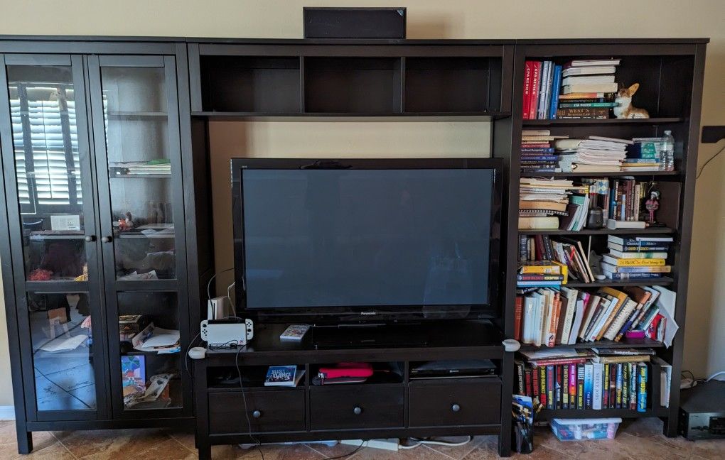 IKEA Hemnes TV Entertainment Unit