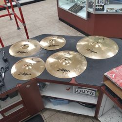 Zildjian 5 Cymbals Set Up In Box