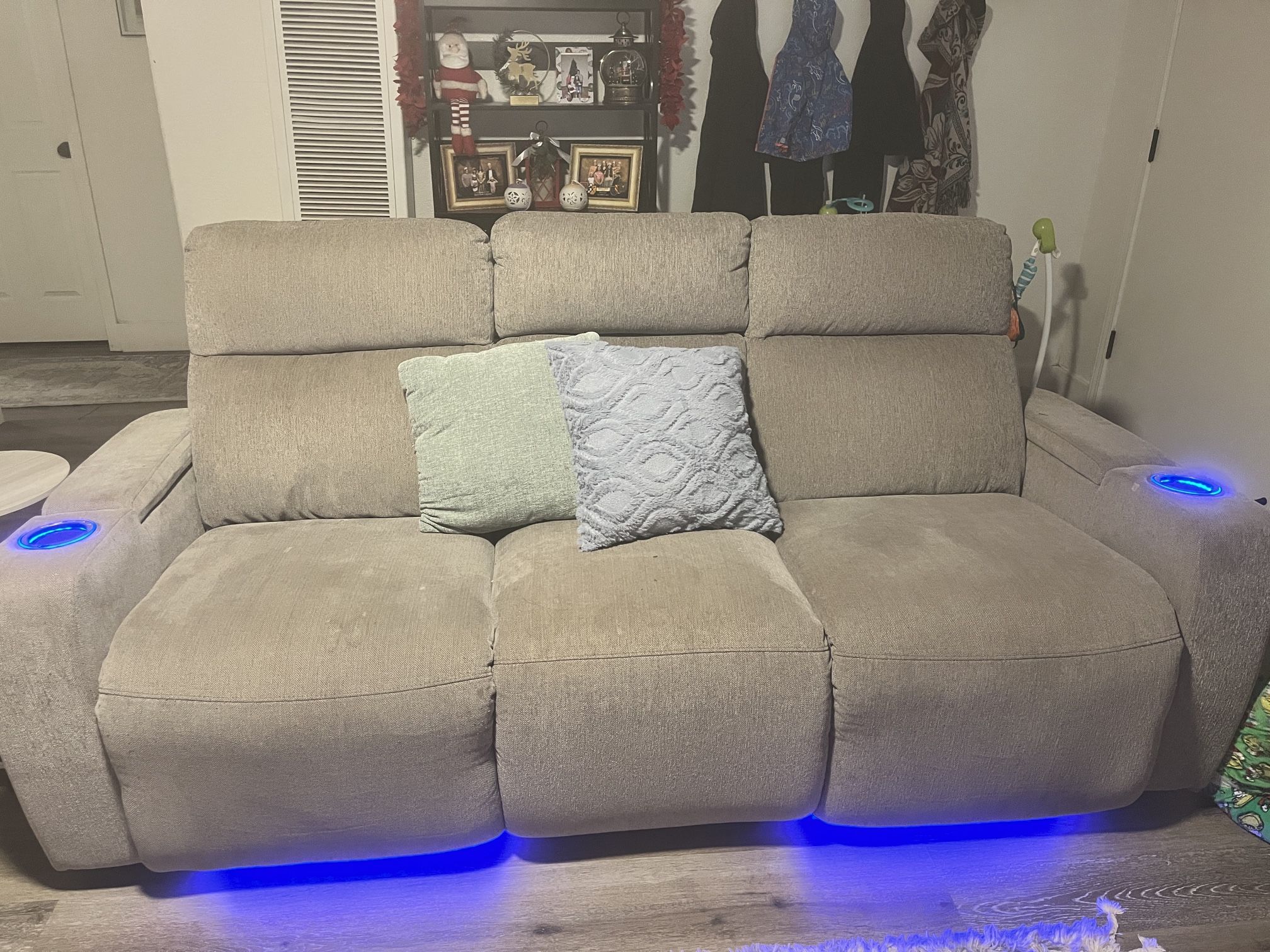 Recliner Couch 