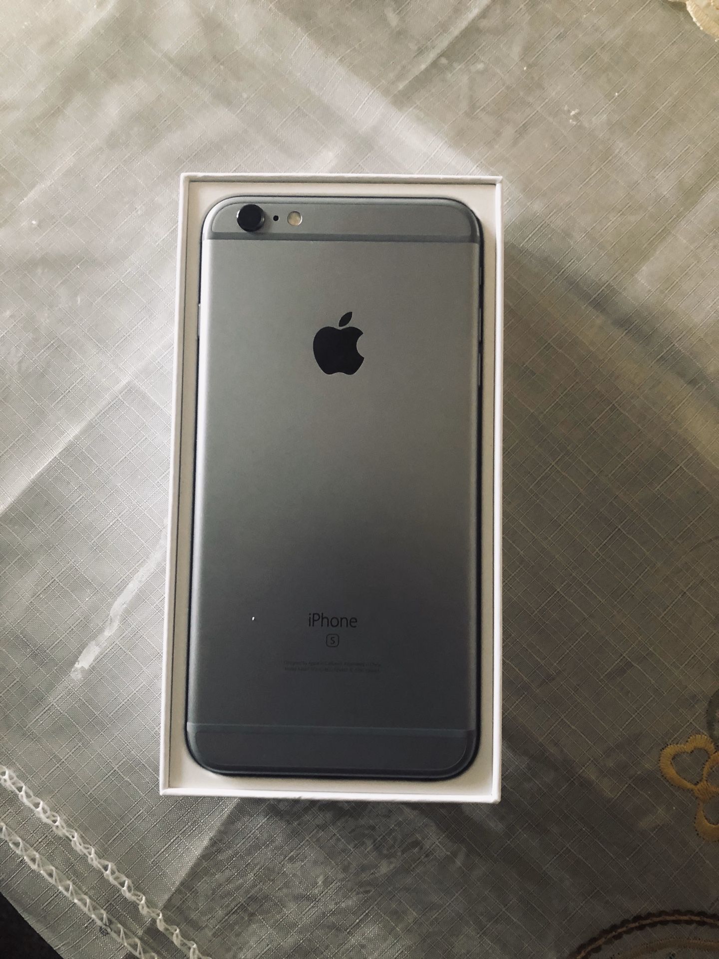iPhone 6s Plus boost mobile 32g