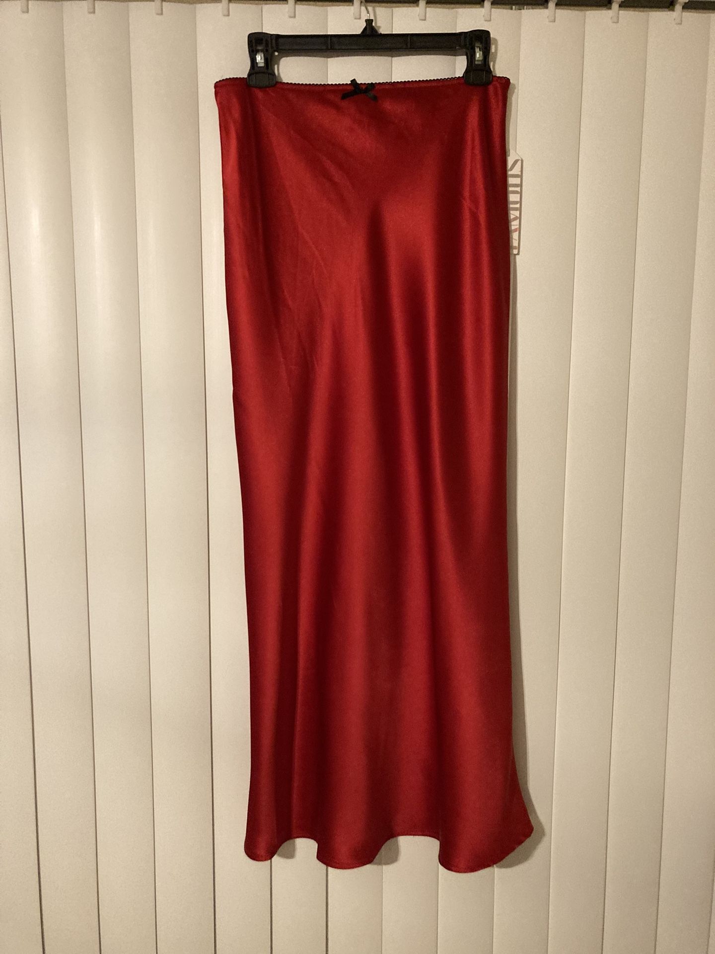 Red Silky Satin Like Maxi Skirt with Slit Size Medium 90s Y2K 2000s Romantic