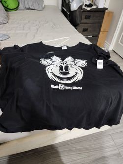 3xl  Disney Shirt For Sale.