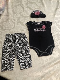 3-6 mth Daddy’s Princess Outfit