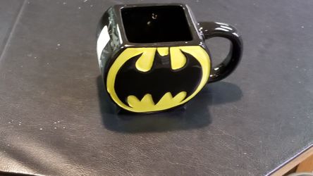 Batman logo mug new