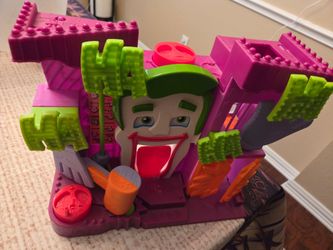 Imaginext DC Comics Joker Fun House Play Set