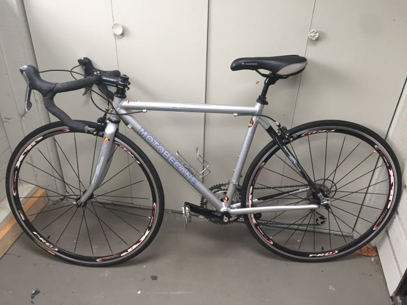 Motobecane Sprint CF Comp Road Bike