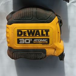 Dewalt MEASURES Tape 