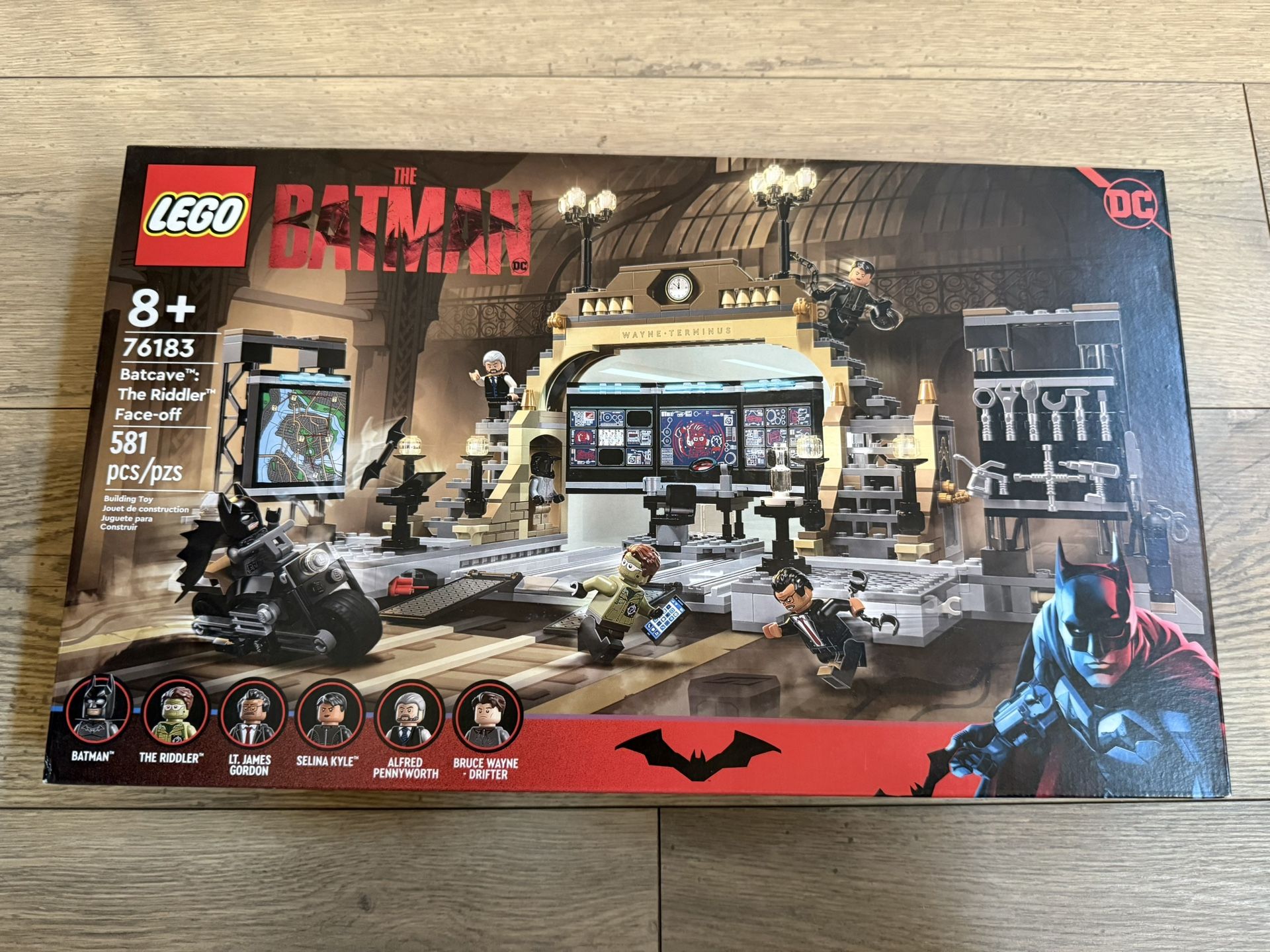 Lego Batman 76183 Batcave: The Riddler Face-off