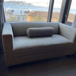 Beautiful Well Made Designer Sleeper sofa Queen Size Includes Mattress