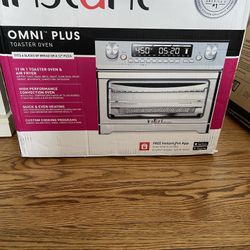 Instant Omni plus toaster ovan