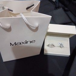 Maxine Sterling Engagement & Wedfing Ring