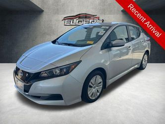 2025 Nissan LEAF