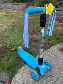 Wonder View LS306 Light Up Wheel Scooterh