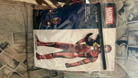 Iron man child’s size medium Halloween costume