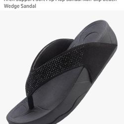 NEW IN BOX. SIZE 5. SEE ALL PHOTOS. GREAT PRICE. CASH PICKUP ONLY 