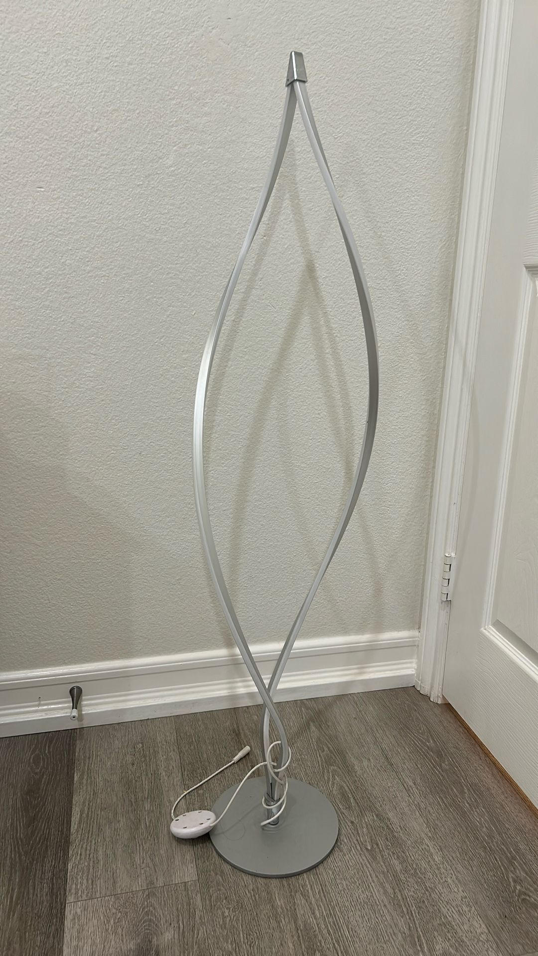 LED Floor Lamp