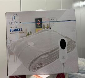 Living Heated Blanket With Foot Pouch