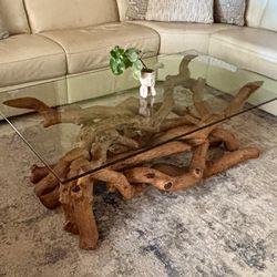 The Wave Coffee Table