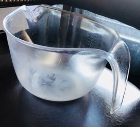 12 Cup measuring cup