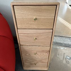 Umbralex Modern Natural Oak 4-Drawer 11.81 in. Wide Chest of Drawers, Solid Wood