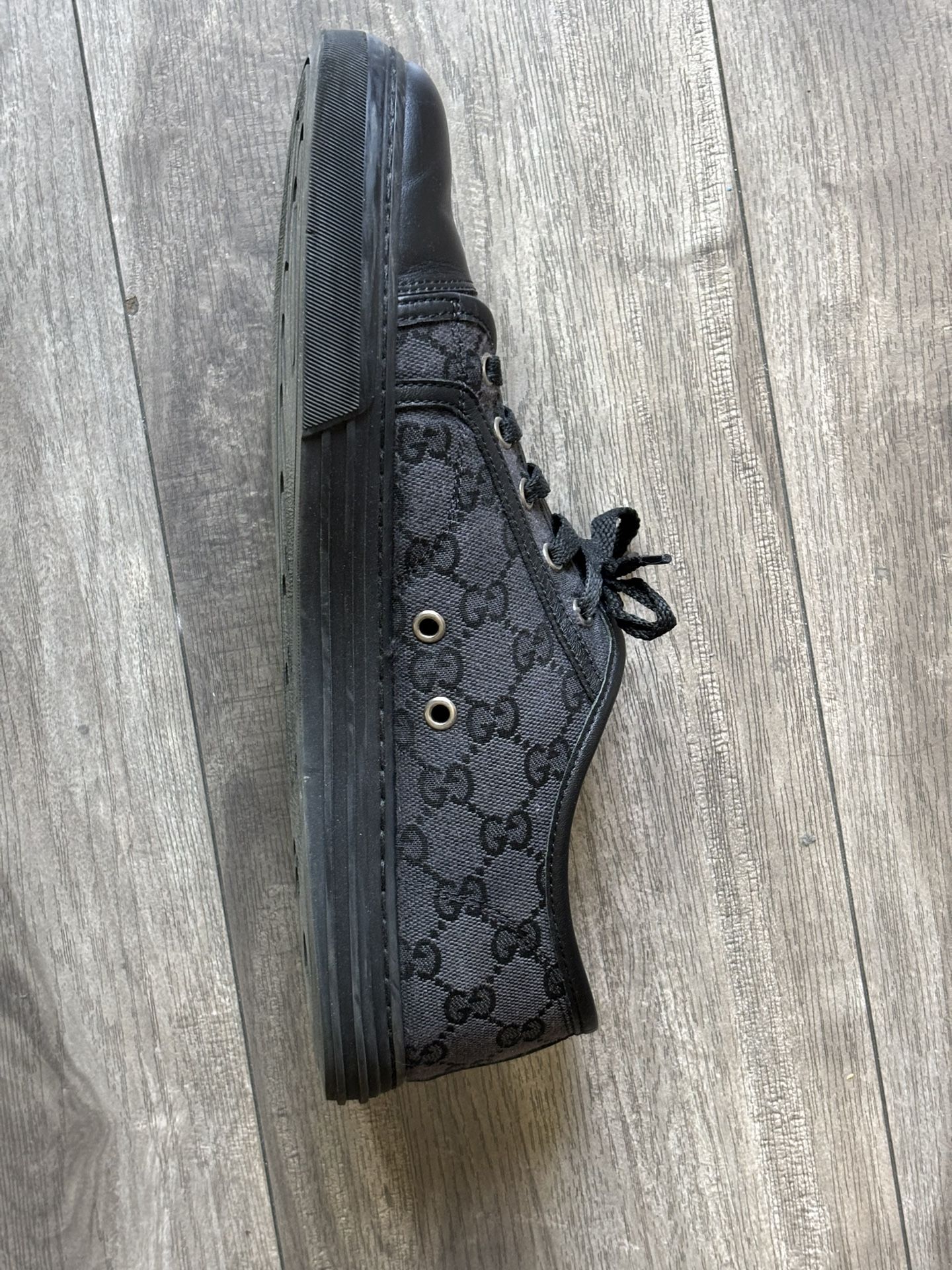 Gucci Sneakers Men Size 9