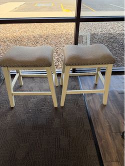 White and gray farmhouse barstools