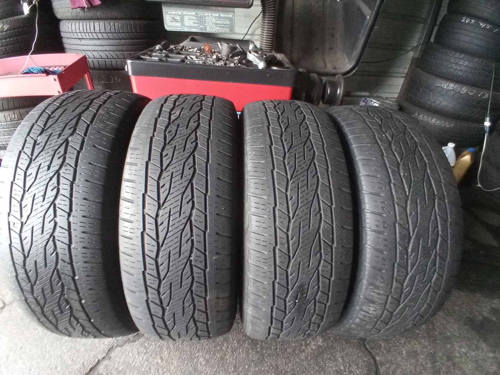 4 wheels end tires Chevrolet Silverado suburban Nissan Taitan 6 lug rin 20