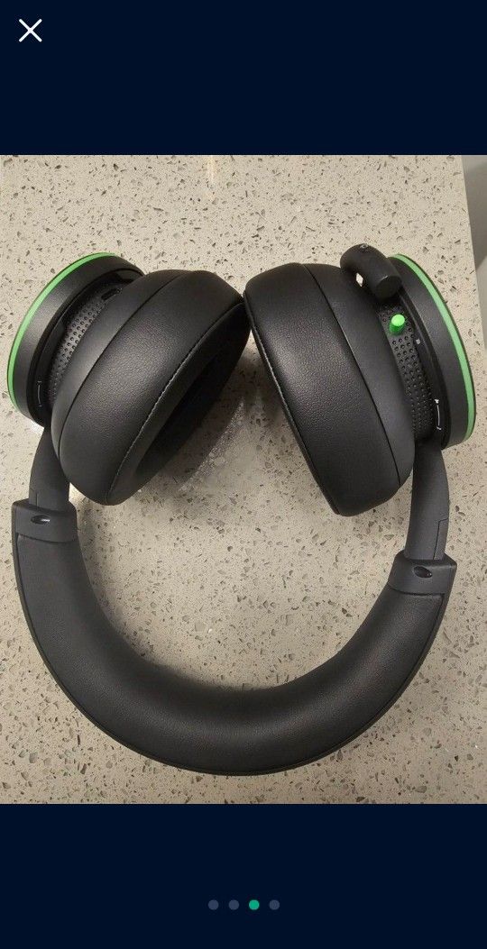 Xbox Wireless Gaming Headset for Xbox Series X|S, Xbox One, and Windows 10|11 - Black