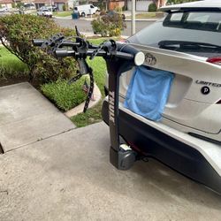 Thule Apex 2 Bike Tilt Down Hitch Rack