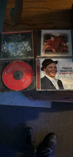 10 Christmas CDs