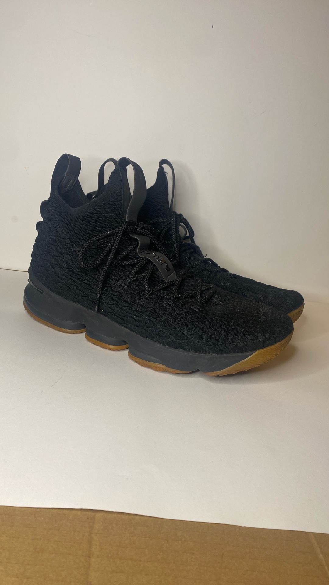 Nike LeBron 15 Black Gum Basketball Shoes Men's Size 14