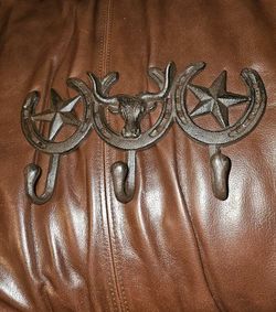 Horseshoe Wall Hooks