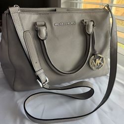 Michael Kors grey purse