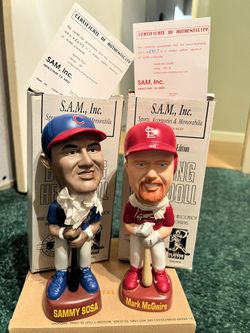 Mark McGwire And Sammy Sosa Bobble Heads