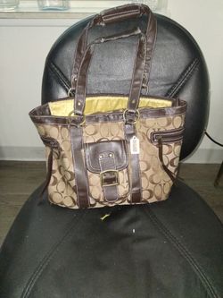 COACH PURSE  (REAL)