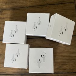 •	AirPods 4 – Next-Level Wireless Sound 	•	Introducing AirPods 4: Pure Sound. Pure Innovation.
