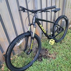  2025 29 Salsa RangeFinder Mountain Bike