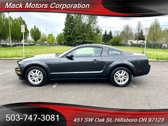 2007 Ford Mustang V6 Deluxe