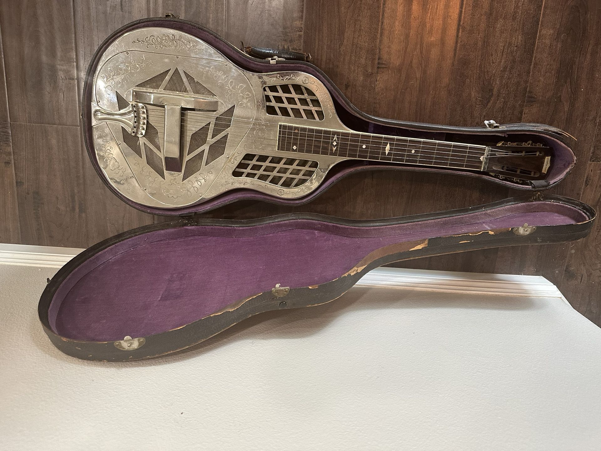 1927 National Style 4 Tri-cone Guitar 