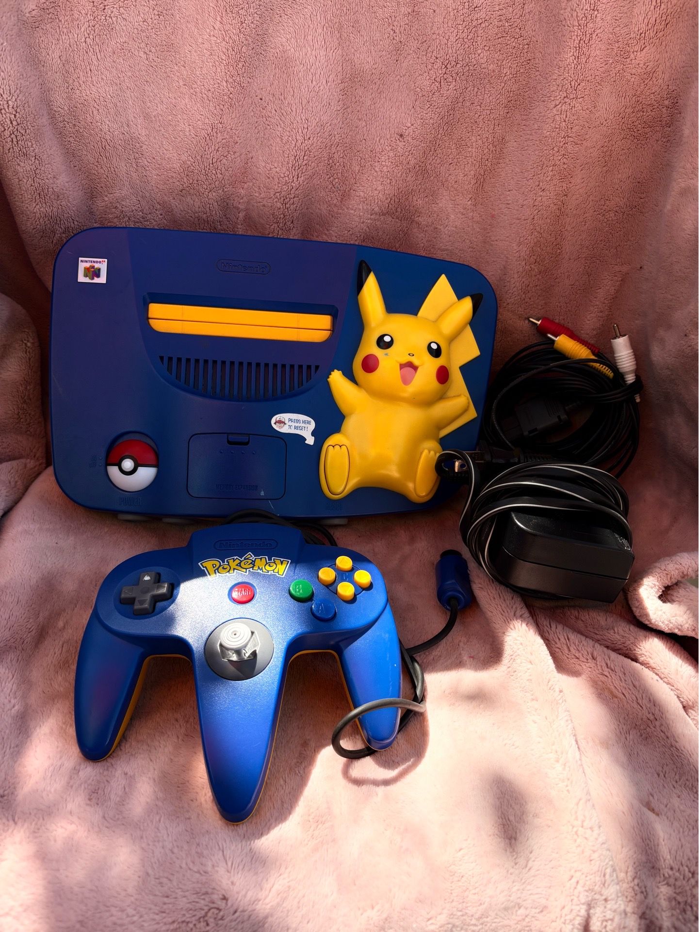 Nintendo 64 N64 Pikachu Pokemon Edition Blue Console Bundle with Control TESTED