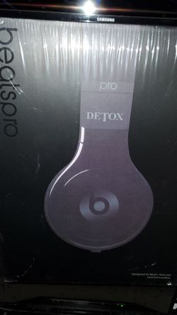 Beats pro brand new no wireless